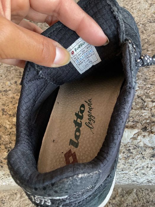Sapatilhas Lotto em pele c/cordão extra
