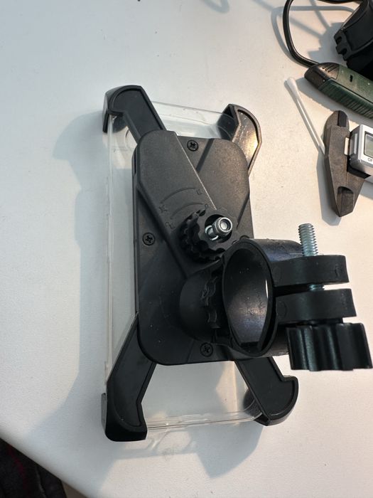 Suporte para telemovel / trotineta bicicleta