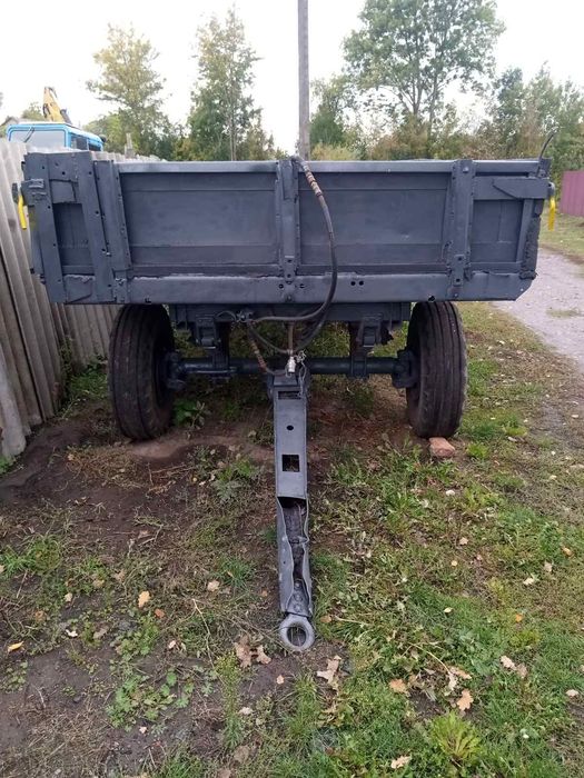 Продам прицеп птс 4 2 піднімає 3 сторони 36000 грн  торг