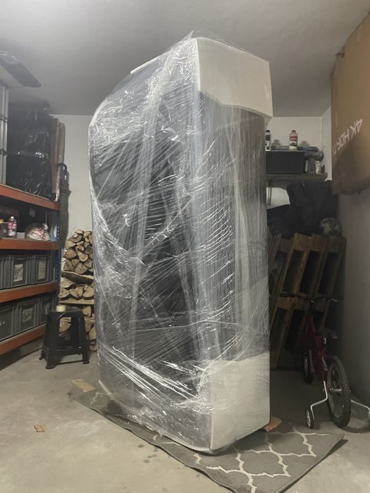 Sofá Preto em Pele como novo ( pouco uso)