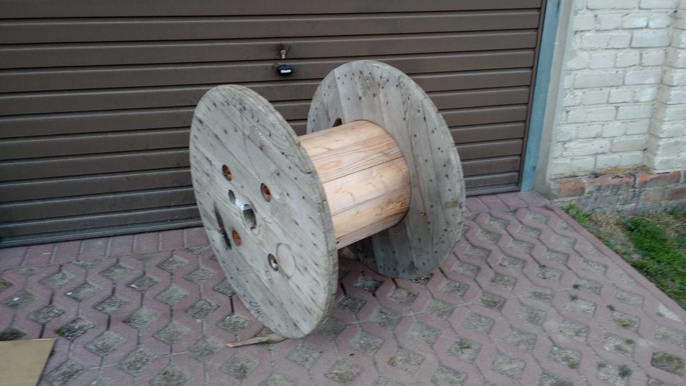 Bęben szpula kablowa - stół Grill