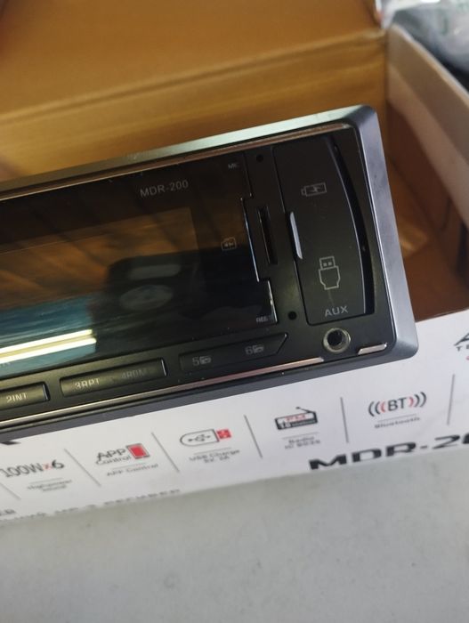 Продам магнитолу Decker mdr 200bt