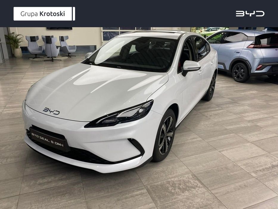 BYD Seal 5 BYD Seal 5 DM-i