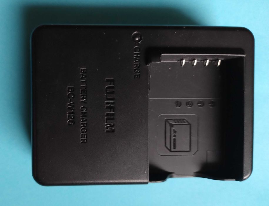 FujiFilm X-T20 z obiektywem