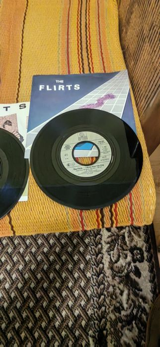 The Flirts - Trzy 7"Single winylowe razem w jednej cenie