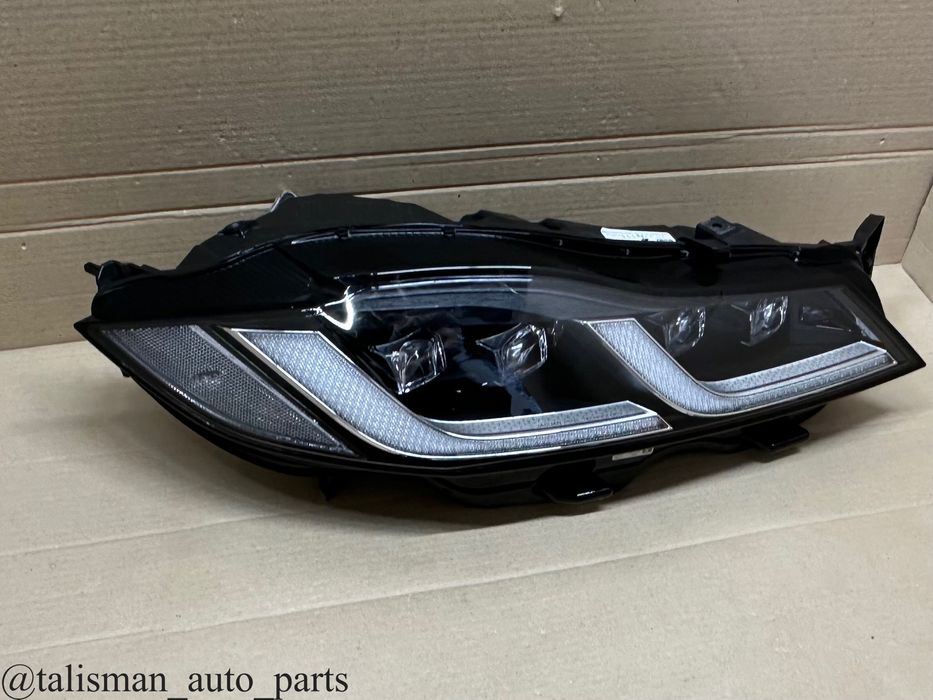 Jaguar Fpace XF фара передня фари оптика наявність RTMK83-13W029HC