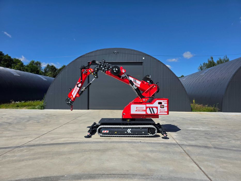 Mini żuraw XM2500 ROTO - PICK&CARRY 2500kg, zasięg max. 14.85m, nieskończony obrót kolumny - NOWOŚĆ