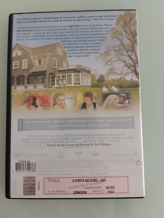 DVD a porta no chão