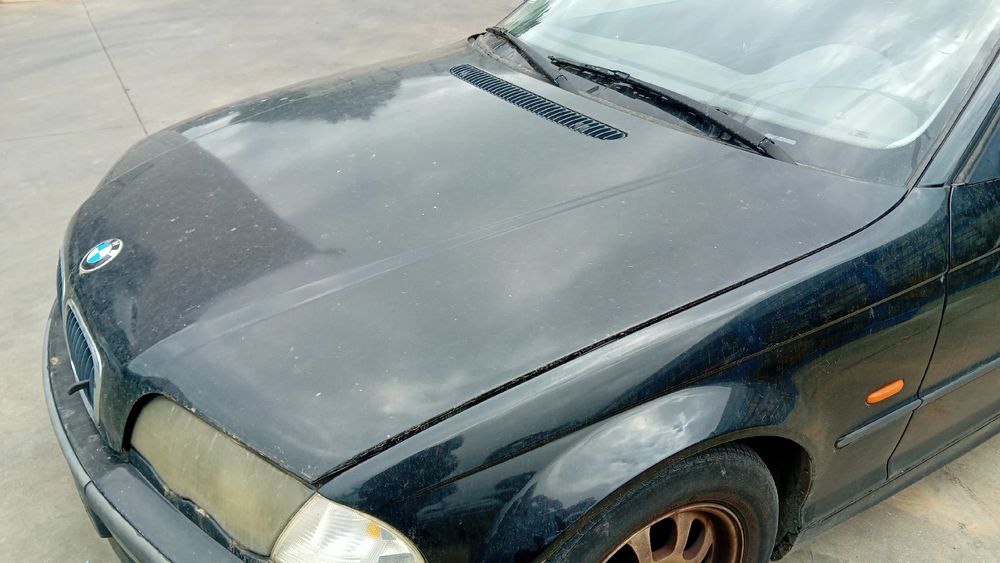 Capot BMW 3 (E46)