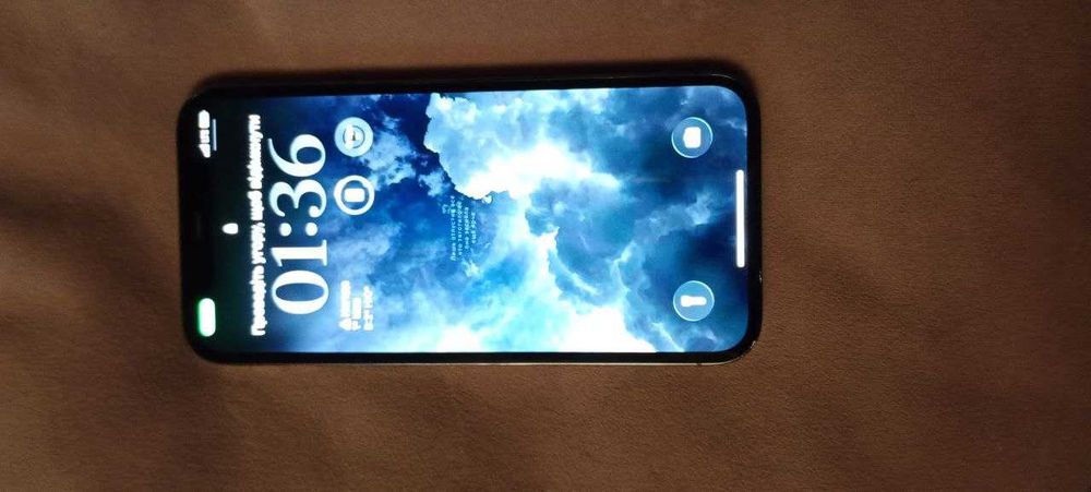 iphone 12 pro на 256 гб в хорошому стані