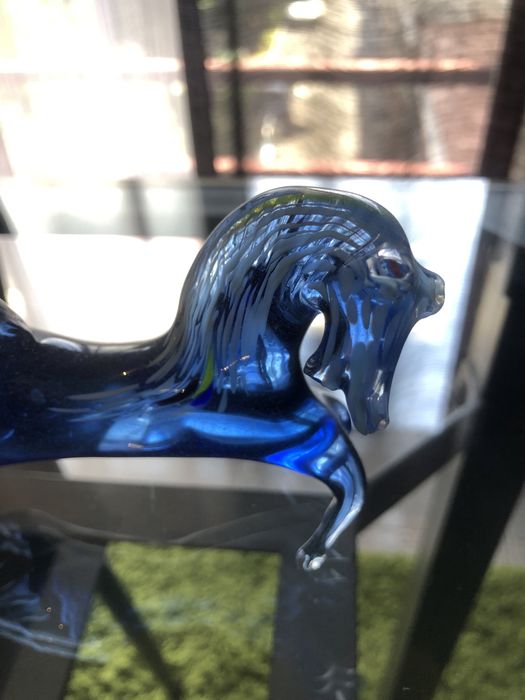 Cavalo em Vidro Soprado Azul Estilo Murano - Peça Decorativa Itália