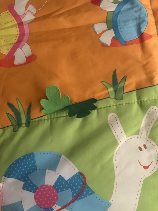 Mata edukacyjna sensoryczna Tiny Love