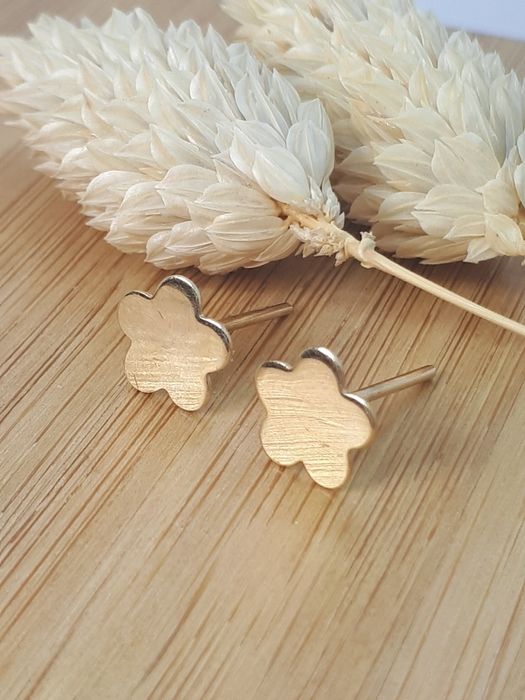 Kolczyki złote na sztyft komunia św chrzest kwiatek