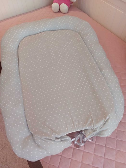 Ninho bebé, ideal para berço ou sofá