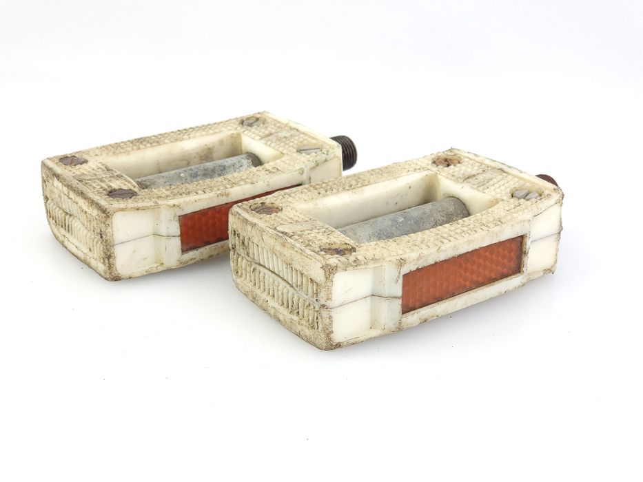 Pedały białe Romet Jubilat Laura Zenit Kometa