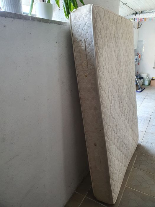 Colchão casal 1,83 x 1,33