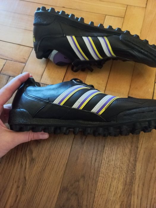 Шкіряні бутси adidas 38 р оригінал