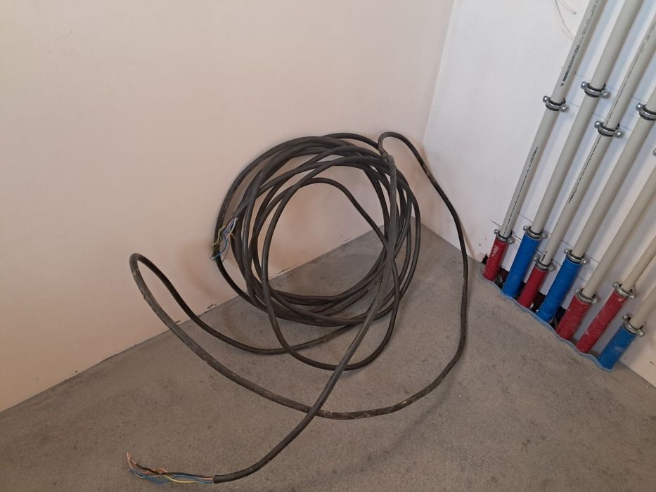 Sprzedam kabel ziemny 5x6