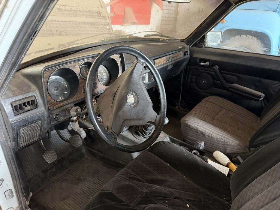 У продажу Волга 31029
