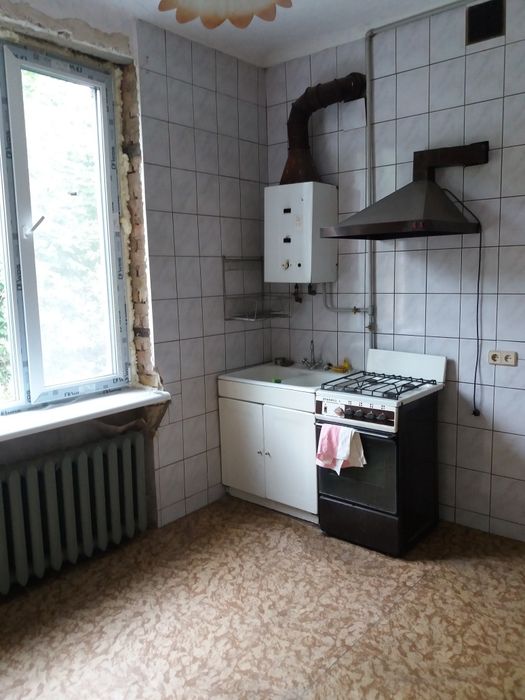 2-х комнатная сталинка, 64м. (переоборудована в 3-х комнатную) Чумака