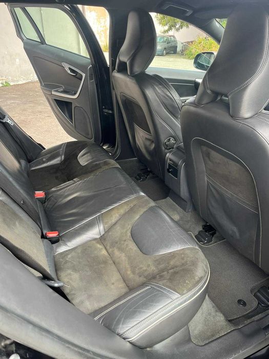 Volvo V60 1.6 D2 Drive R-Design