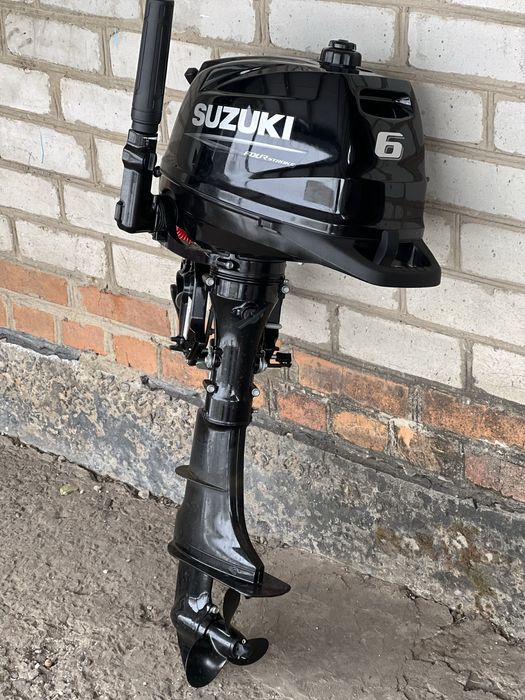 Продам лодочний мотор Suzuki 6