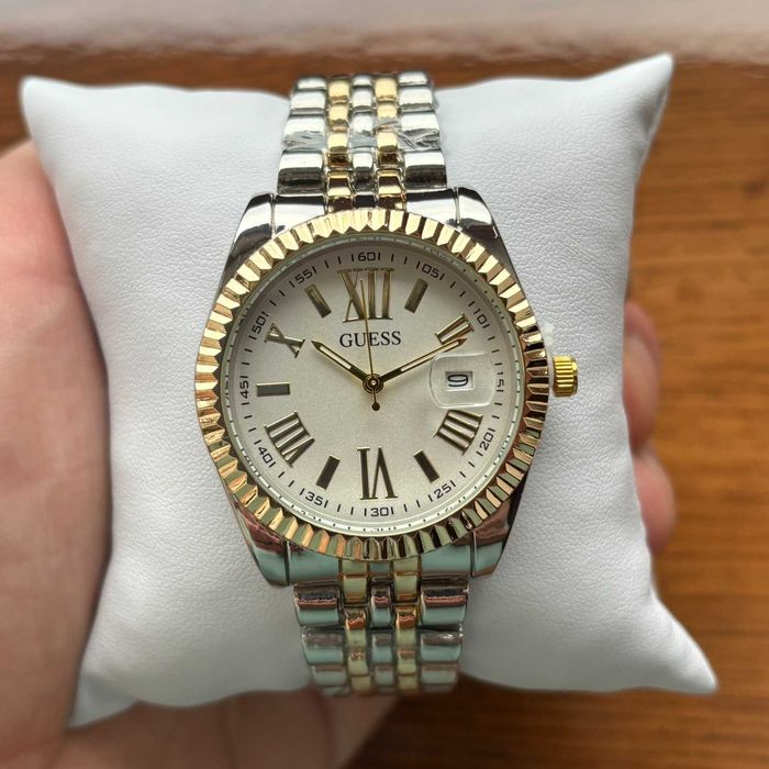 ХІт! Жіночий годинник на браслеті Guess з робочою датою