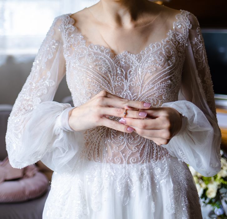 Ręcznie wyszywana suknia ślubna