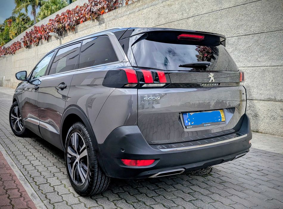 Peugeot 5008 1.5 BlueHDi GT Line | 7 Lugares | Teto Panorâmico | Nac.