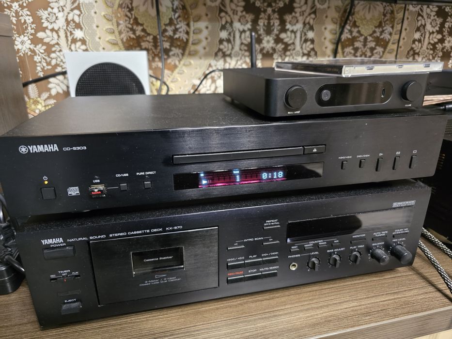 CD програвач Yamaha CD-S303