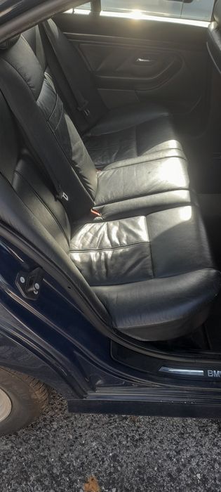 BMW 525TDS 1999 e 268000km ou troco por carro ou mota do mesmo valor