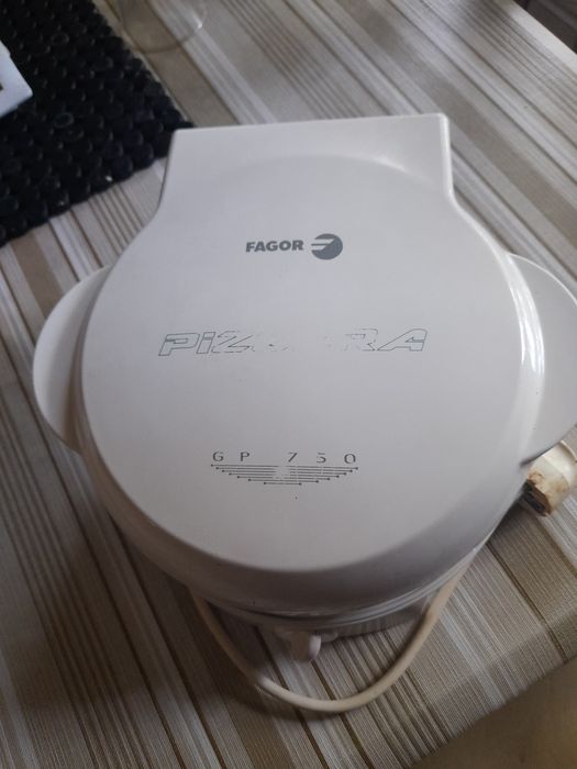 Maquina de fazer pizzas