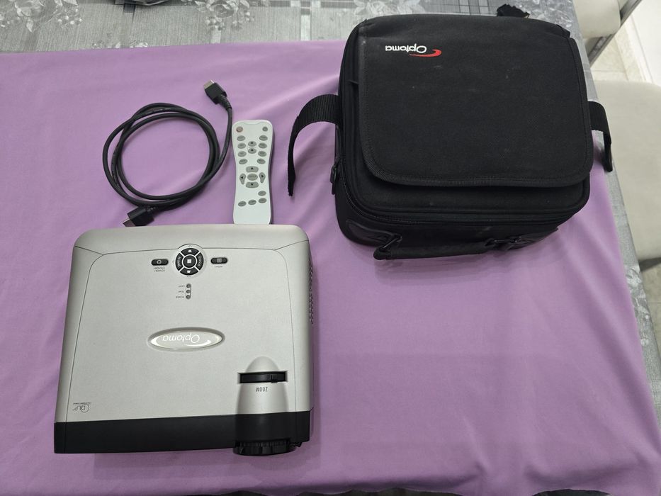 Projector  optoma ep719502563755462512642