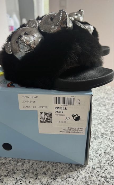 Chinelos Jeffrey Campbell