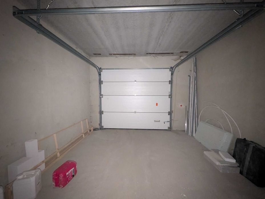 Продаж гаража  ЖК «Долина Троянд», вул. Тарнавського, м. Дрогобич
