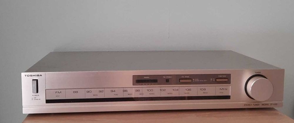 Tuner stereo Hi-Fi TOSHIBA ST-U20 w super stanie!