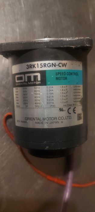 Silnik elektryczny OM Oriental motor 2RK15RGN-CW