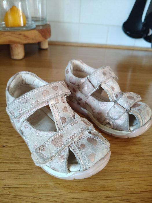 Sandały skórzane Lasocki zdrowa stopa