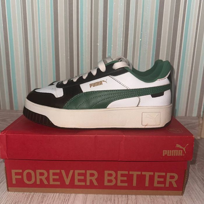 Кросівки "Puma Carina Street"