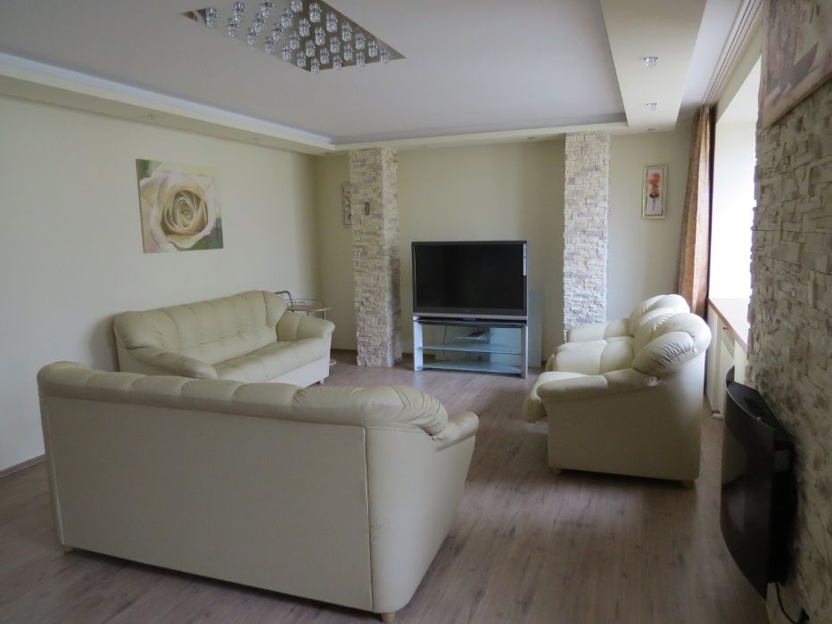 4-х комнатную 2-х уровневую квартиру Лукьяновская 63 5-6эт. 134м своя!