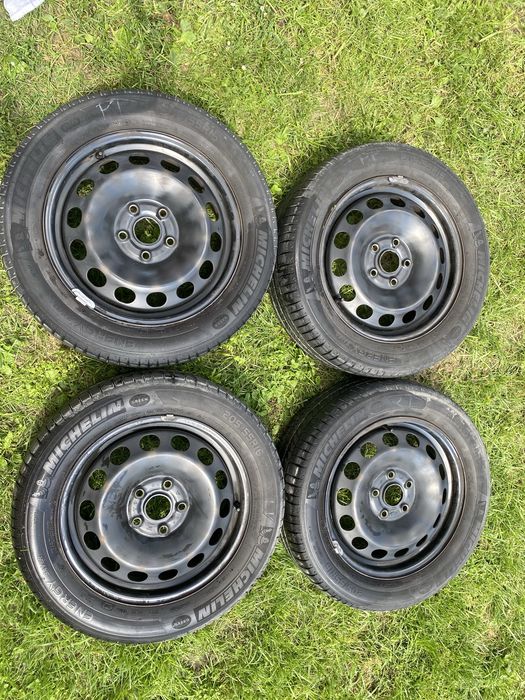 Felgi stalowe rozm. 16 / 5x112 wraz z oponami