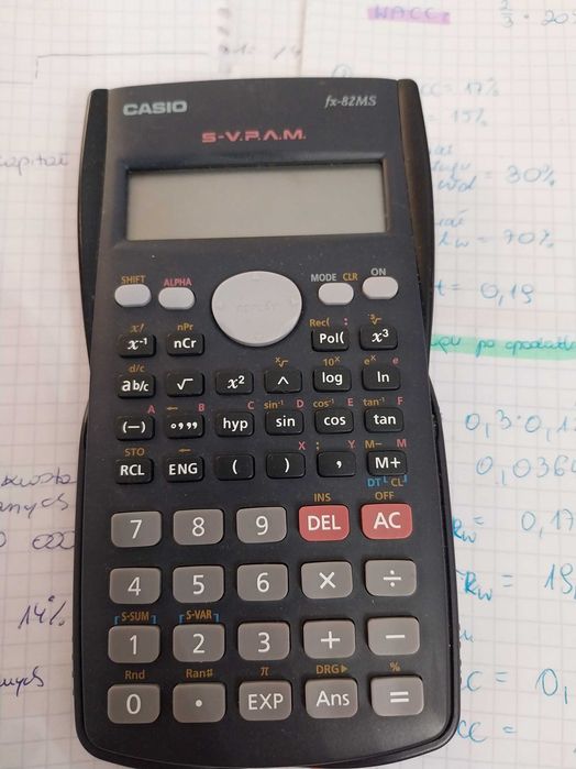 Kalkulator naukowy casio