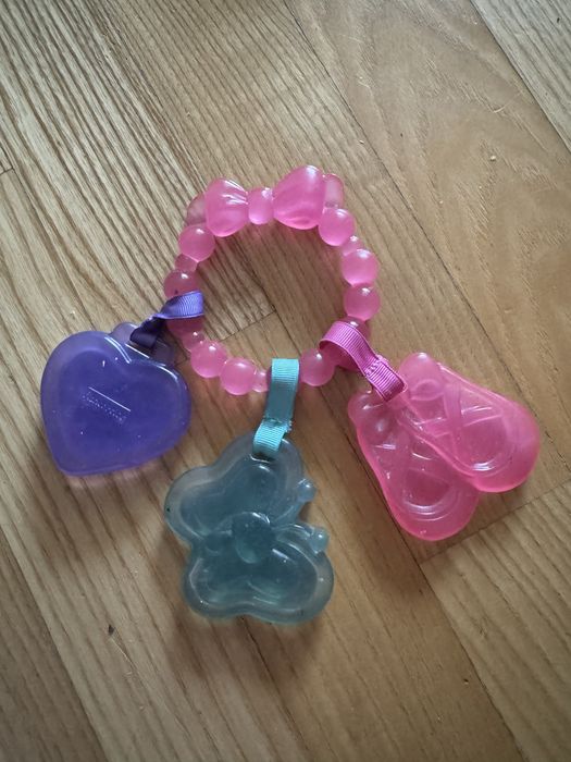 Лот іграшок Прорізувач .Гризунці силіконові Nuby, fisher price