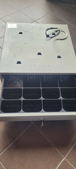 Szuflada do kasy fiskalnej