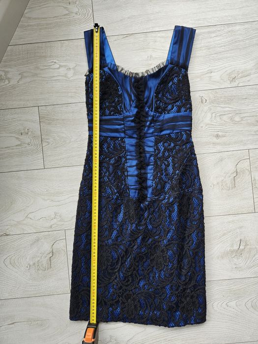 Elegancka sukienka wieczorowa rozmiar XS