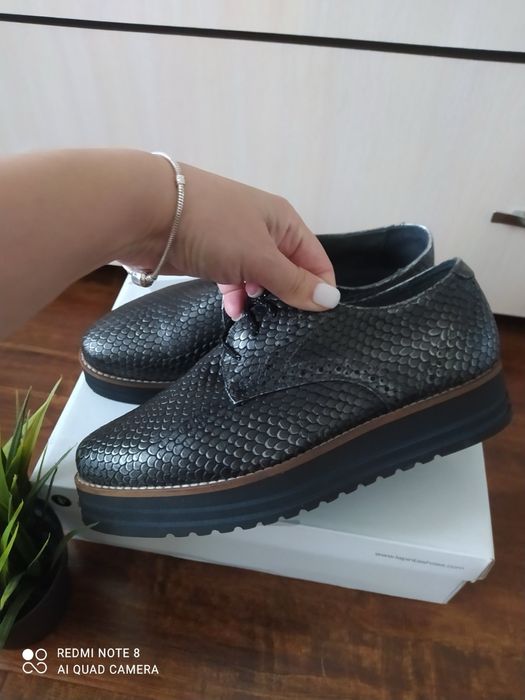 Жіночі шкіряні лофери La Pinta