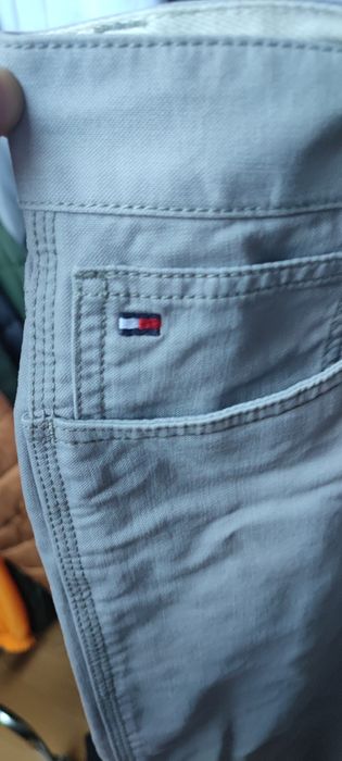 Spodnie Tommy Hilfiger r. 34 L