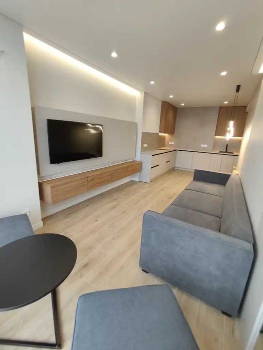 Продам сучасну, 3к. квартиру з видом на Дніпро в ЖК Mont Blan.