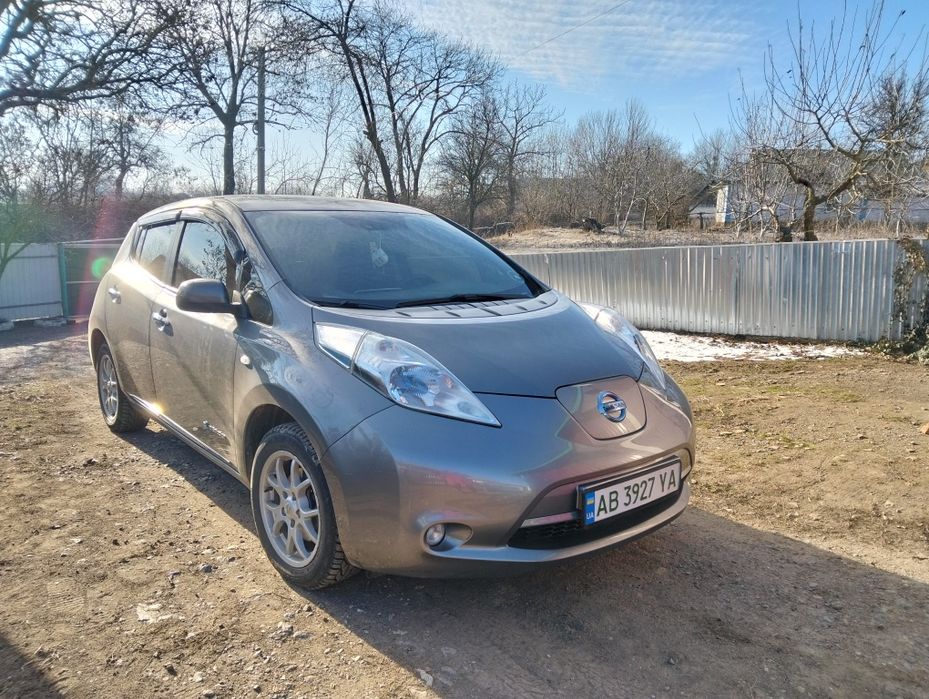 Ніссан ліф 2013 р