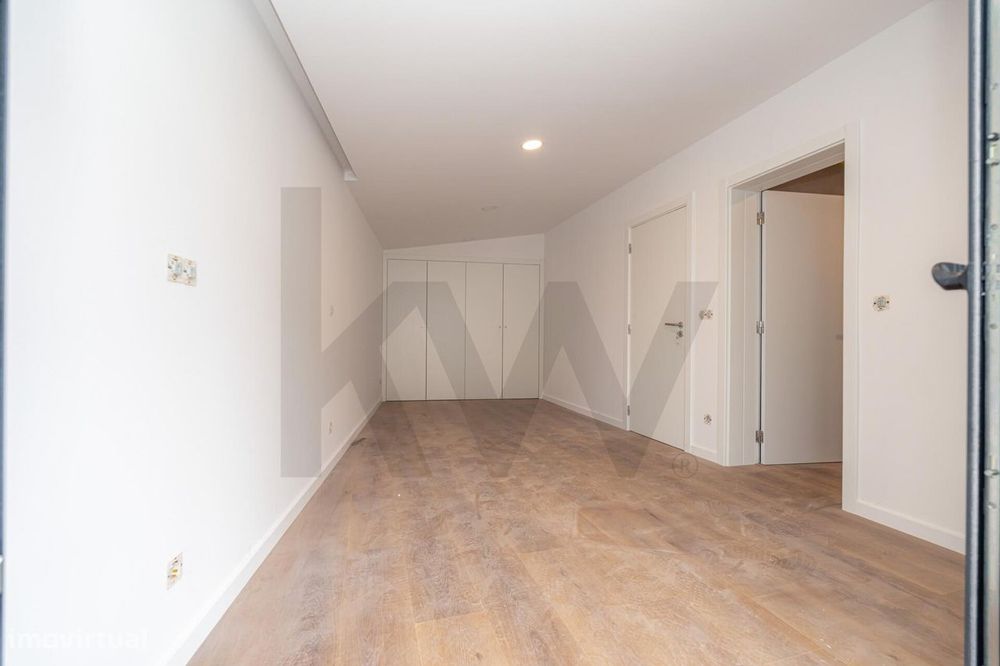 Apartamento T2 Duplex Novo no Tovim-Empreendimento Relvas